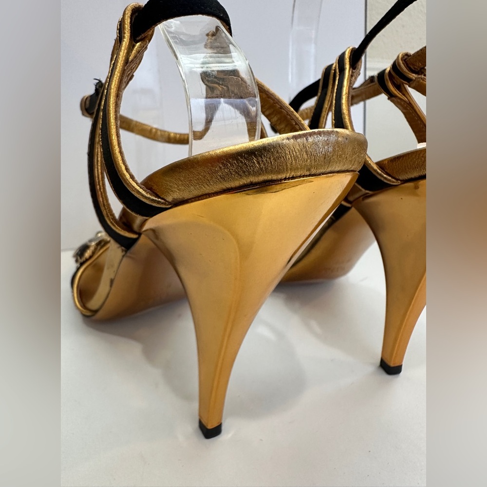 Gucci Bee Satin Heels Black Gold Strappy Sandals Ankle Strap Pumps Sz 9.5 - Picture 9 of 13